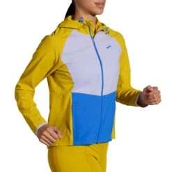 Brooks | Women's Canopy Jacket - Golden Hour -Cheap Sports Store 221521362 W Brooks CanopyJacket frontonbody
