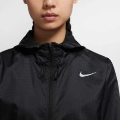 Nike | Women's Essential Jacket Plus 21 Nike | Women's Essential Jacket Plus -Cheap Sports Store CZ2851 010 W Nike EssentialJacketPlus frontclose