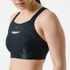 Nike | Women's Alpha Ultrabreathe Bra -Cheap Sports Store CZ4451010 F nike alphaultrabra front