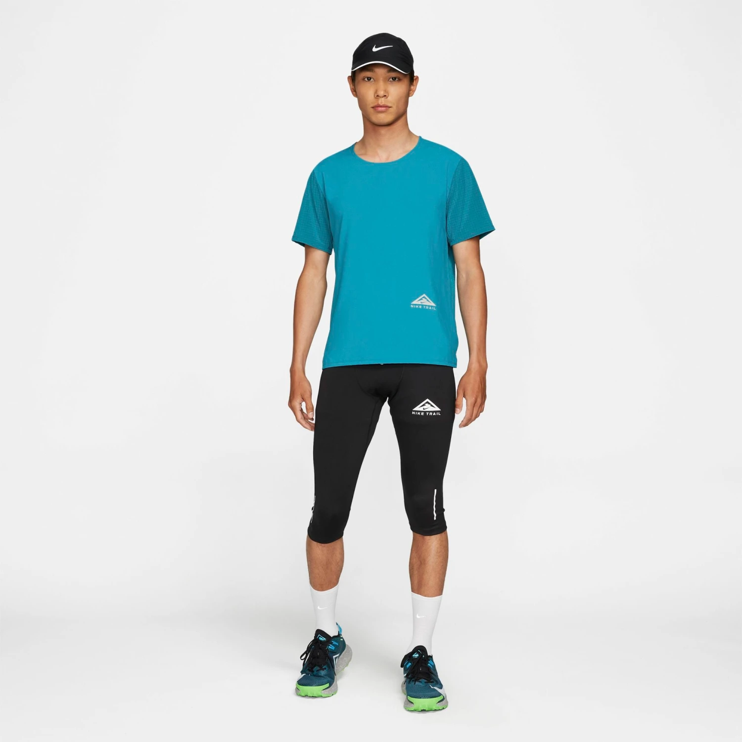 Nike | Men's Dri-Fit Trail Rise 365 SS 5 Nike | Men's Dri-Fit Trail Rise 365 SS - Image 3