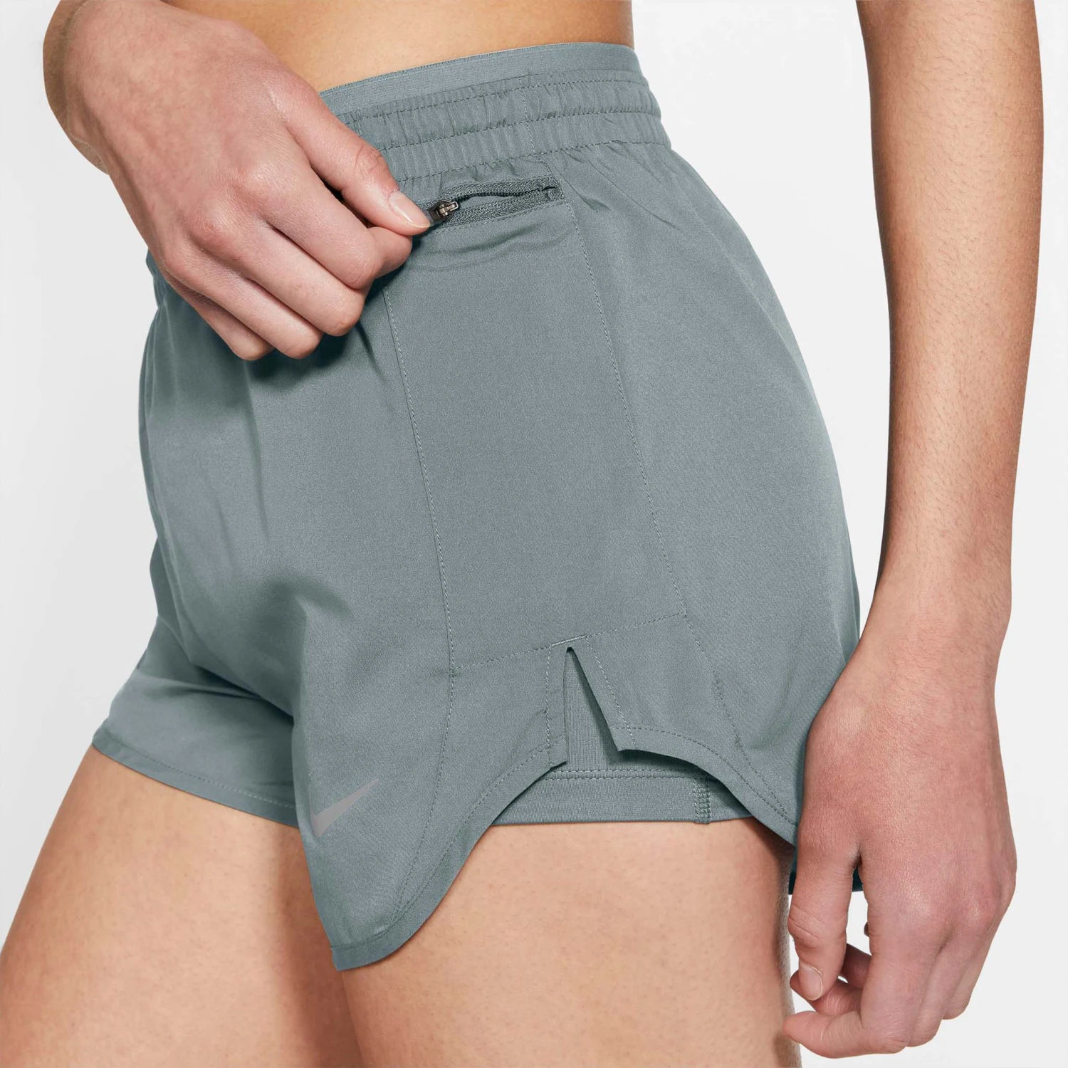 Nike | Women's Tempo Luxe 2in1 Short 4 Nike | Women's Tempo Luxe 2in1 Short - Image 2