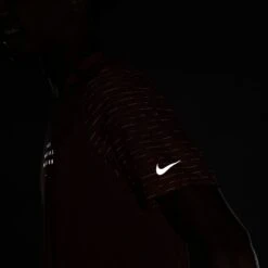 Nike | Men's Dri-Fit Run Division NV Rise 365 SS 17 Nike | Men's Dri-Fit Run Division NV Rise 365 SS -Cheap Sports Store DD4851814 M nike dfrdnvrise365ss reflect2