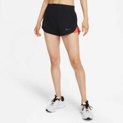 Nike | Women's Run Division Tempo Luxe Shorts -Cheap Sports Store DD5328 010 F nike Run Division Tempo Luxe Shorts model
