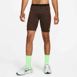 Nike | Men's Dri-Fit ADV Aeroswift Half Tight -Cheap Sports Store DM4622 014 M Nike Dri FitADVAeroswiftHalfTight frontonbody2