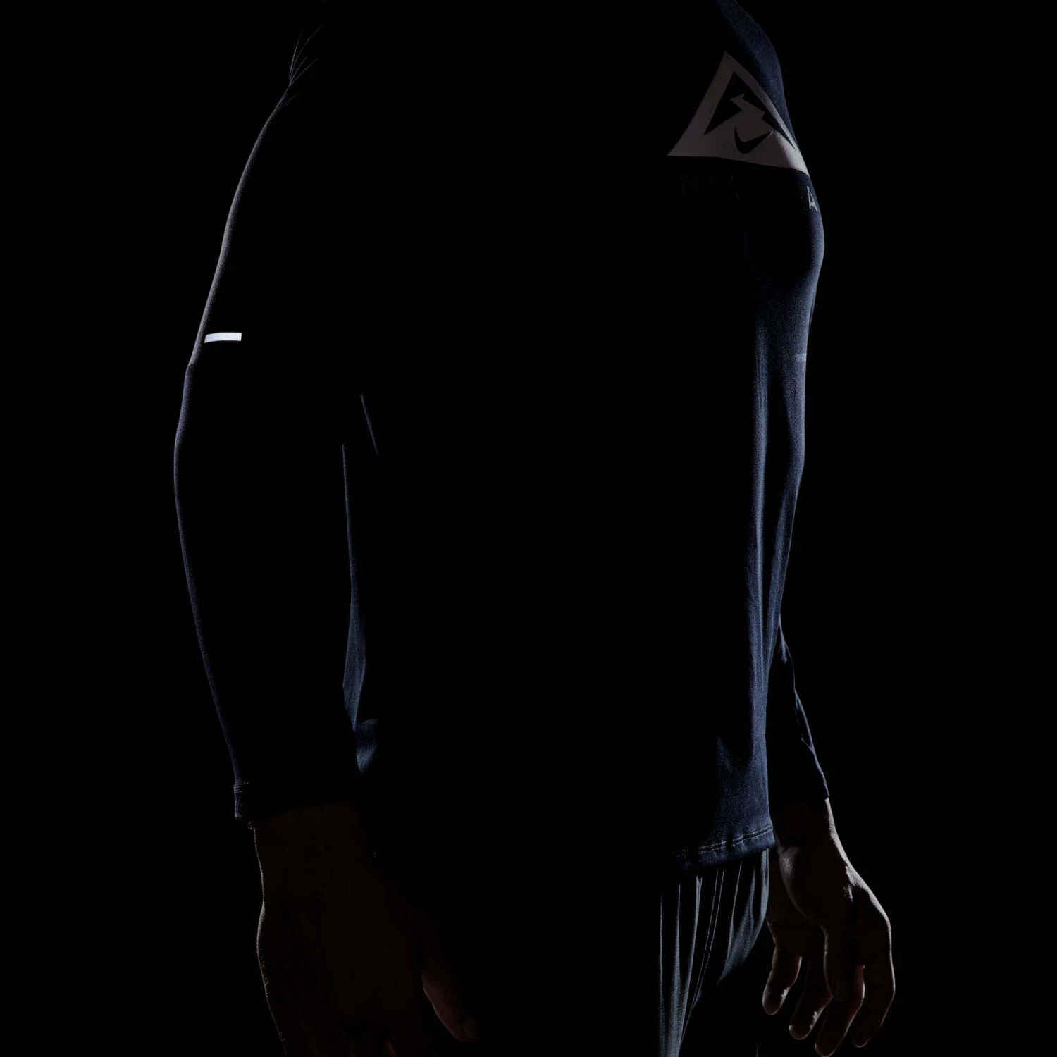 Nike | Men's DF Trail Hoodie GX 8 Nike | Men's DF Trail Hoodie GX - Image 6