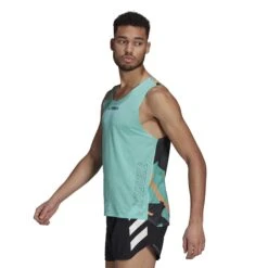 Adidas | Men's TERREX AGR Singlet GFX -Cheap Sports Store GL1205 M adidas agrsingletgfx modelside