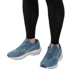 Mizuno | Women's Wave Rider 26 Running Shoes 17 Mizuno | Women's Wave Rider 26 Running Shoes -Cheap Sports Store J1GD220328 W Mizuno WaveRider26 onfeet