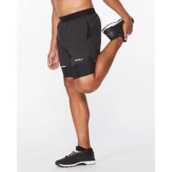 2XU | Men's Aero 2-in-1 5 Inch Shorts -Cheap Sports Store MR6535bBLKSRF M 2xu aero2in15inshort side