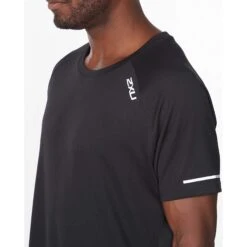 2XU | Men's Aero Tee - Black 10 2XU | Men's Aero Tee - Black -Cheap Sports Store MR6557ablksrf M aerotee detailfront