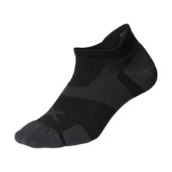 2XU | Unisex VECTR CUSHION No Show Sock