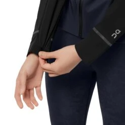 On | Women's Weather Jacket 25 On | Women's Weather Jacket -Cheap Sports Store W20400248 F onrunning weatherjacket sleevedetail